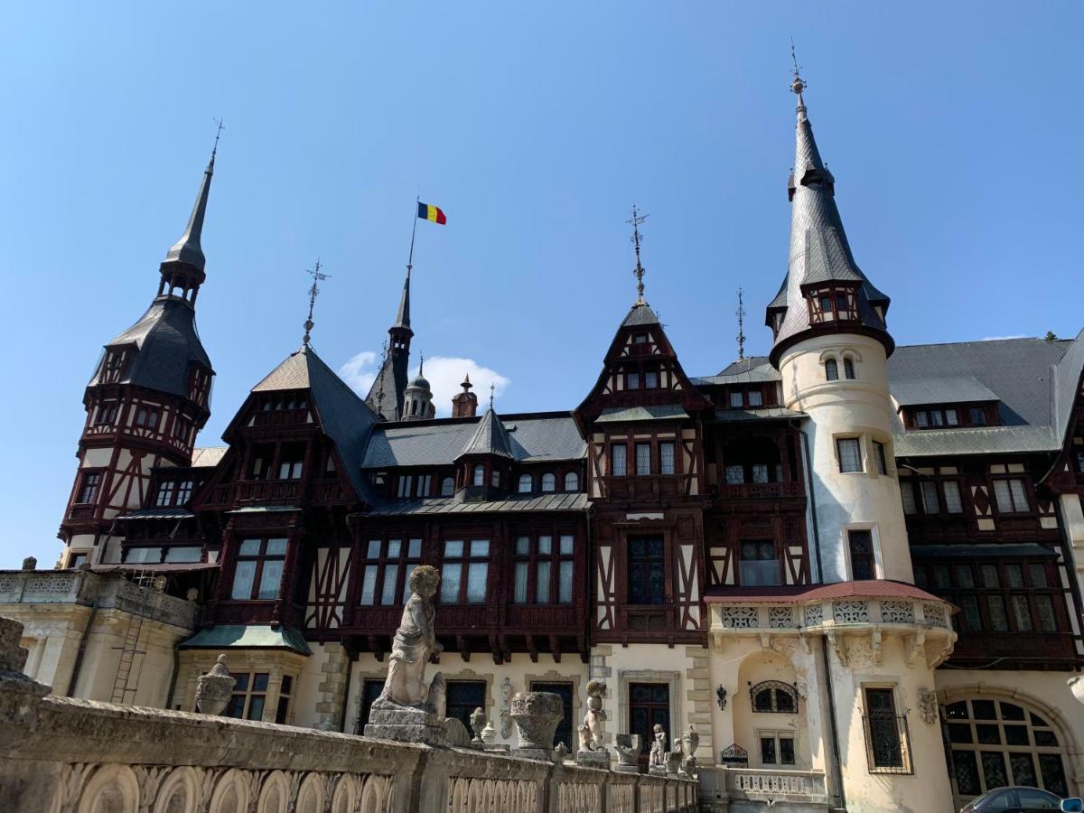 Vila De Argint Aleea Pelesului Nr 2 Sinaia Exteriör bild
