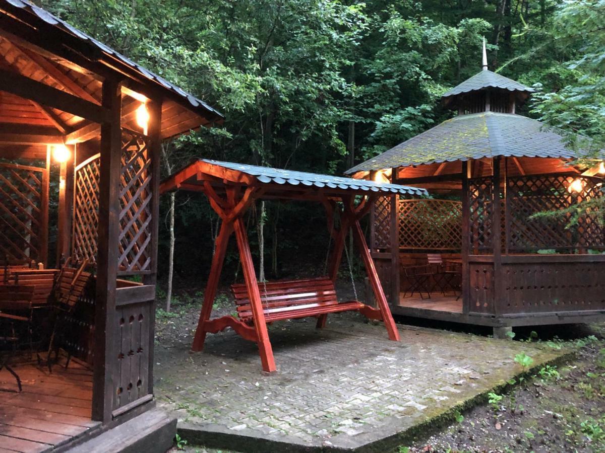 Vila De Argint Aleea Pelesului Nr 2 Sinaia Exteriör bild