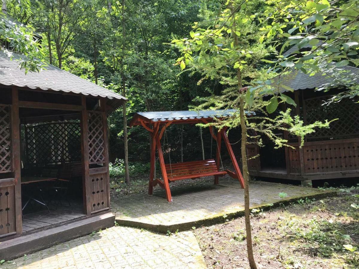 Vila De Argint Aleea Pelesului Nr 2 Sinaia Exteriör bild